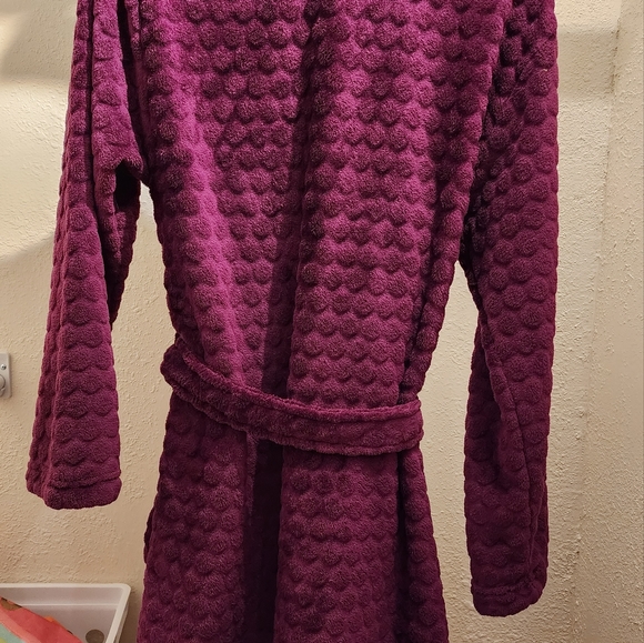 Bath Robe - Picture 2 of 3